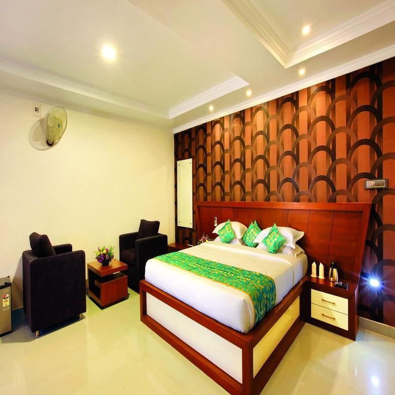 Holiday Hill Hotel y Suites Sultan Bathery Exterior foto